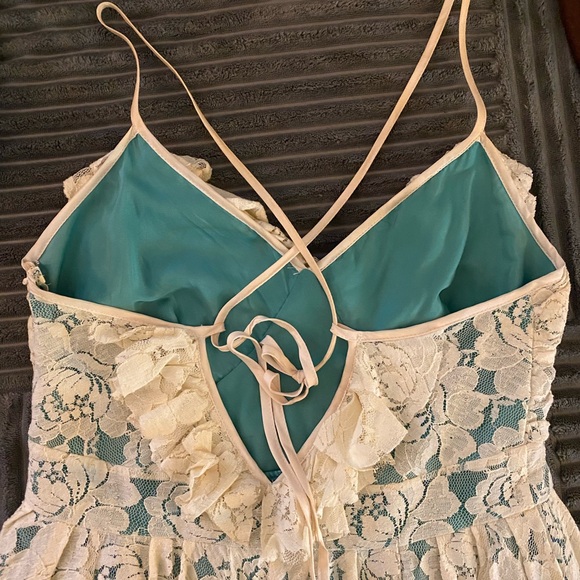 Chelsea & Violet Cream Ruched Ruffled Sundress - Picture 3 of 4